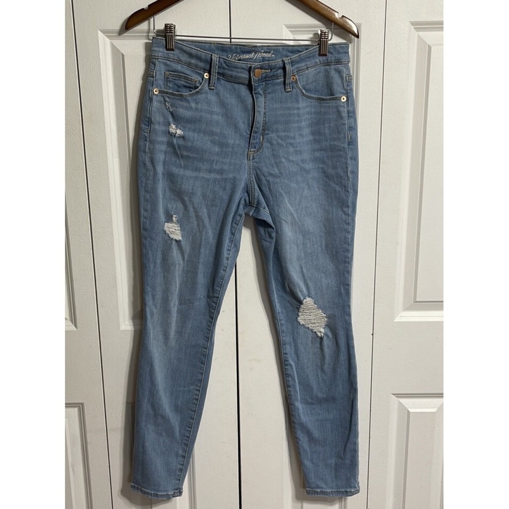 Universal Thread Womens High Rise Skinny Jeans Light Wash Distressed 8/29R Blue
